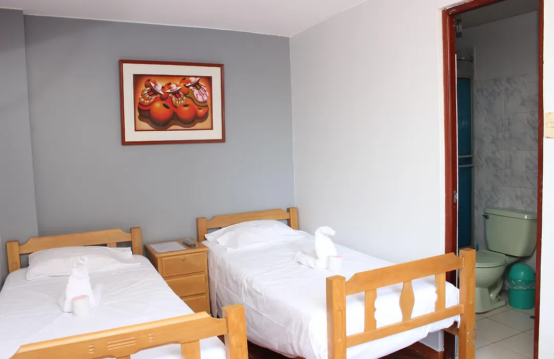 Hostal Las Fresas Lima Airport-1